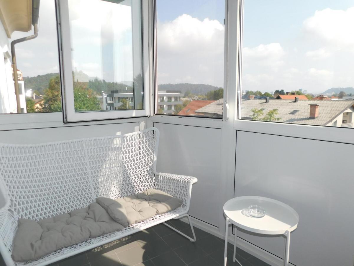 Elegant Apartment Poklukarjeva Street Liubliana Exterior foto